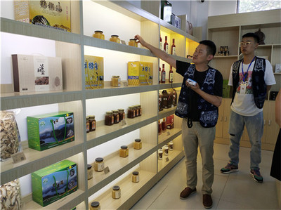 滇滬攜手·脫貧攻堅｜洱源縣電子商務助力鄉村振興，70余個特色產品入駐上海交大